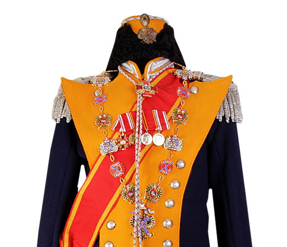 Мундир офицера 13-го уланского Владимирского полка с эполетами генерала, образца 1907 года. Россия, копия